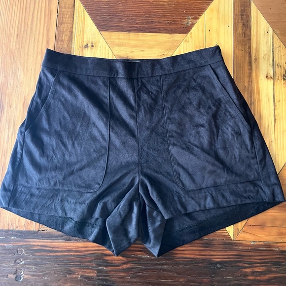 Gentle Fawn Suede Shorts - Picture 2 of 2